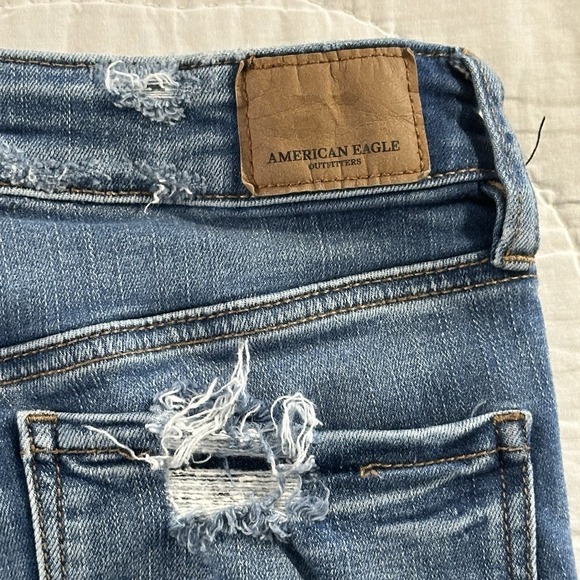 American Eagle Women Size 6 Distressed Next Level Stretch Highest Rise Jegging - Picture 3 of 12
